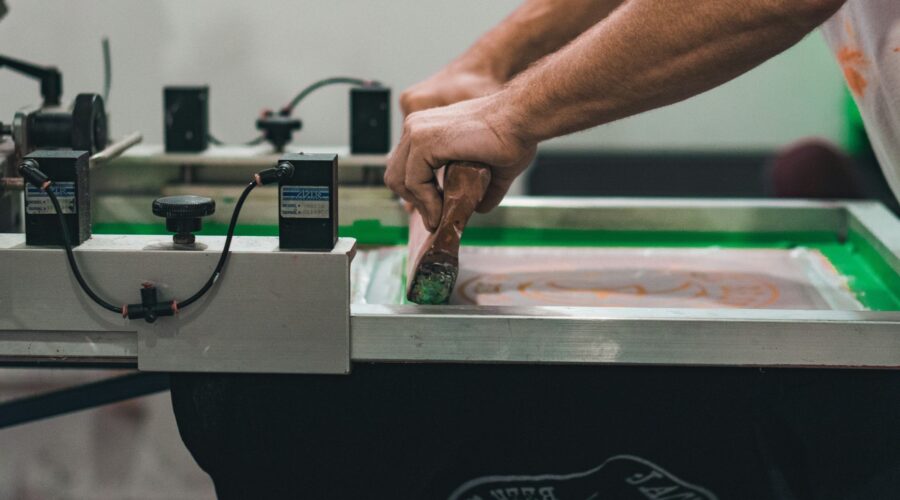 master-your-visual-impact-with-strategic-custom-screen-printing-hero